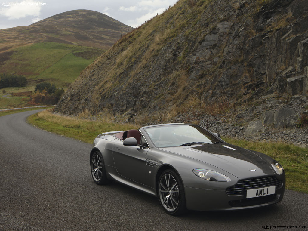 阿斯顿-马丁 v8 vantage其他细节