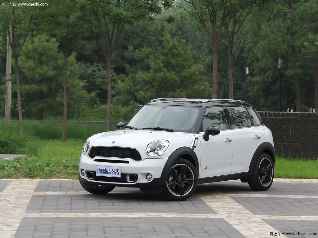 mini countryman 1.6t cooper s 2011款 試駕外觀整體