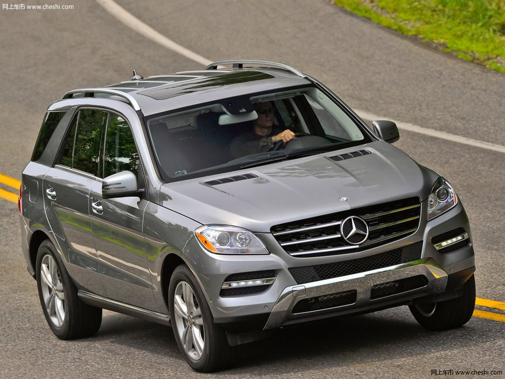 2012款 奔驰ml外观整体
