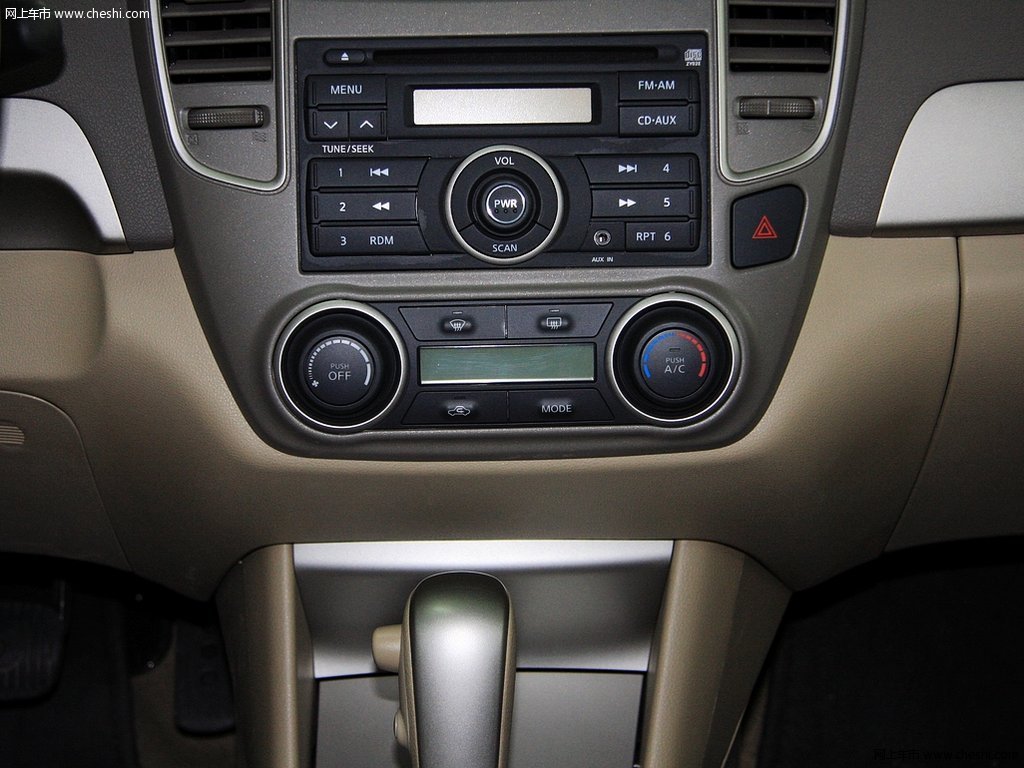 轩逸2012款 轩逸经典 1.6l at 豪华版5座图片