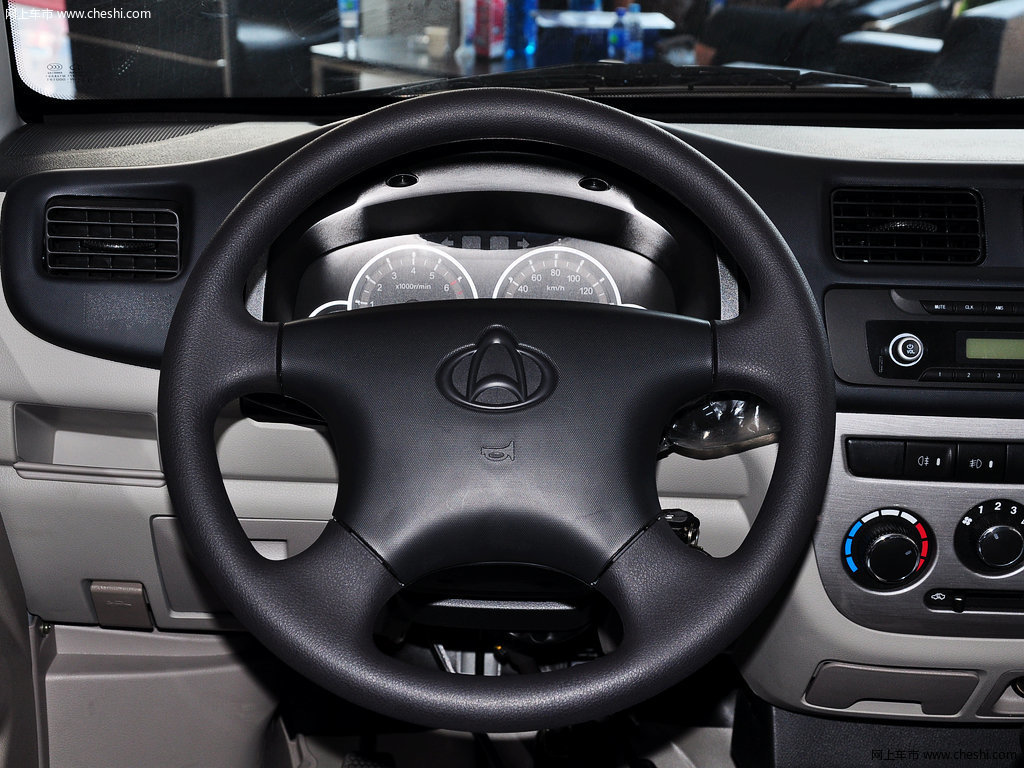 金牛星 2013款 1.2l 手动精英型内饰中控图片(4/18)_网上车市