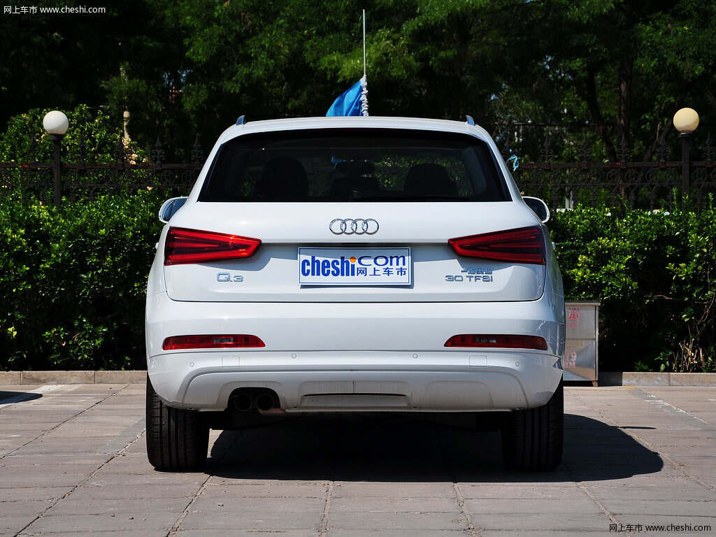 2014款 30 tfsi 舒适型外观整体