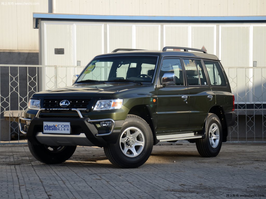 猎豹q6 2014款猎豹q6 2.4l 手动四驱版 7座图片