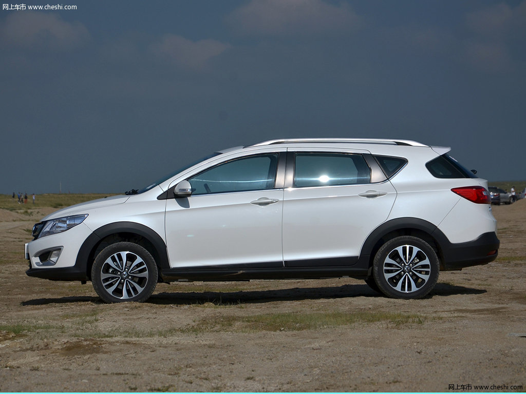 【风神ax3原图展示1789452x1789452-东风风神风神ax3