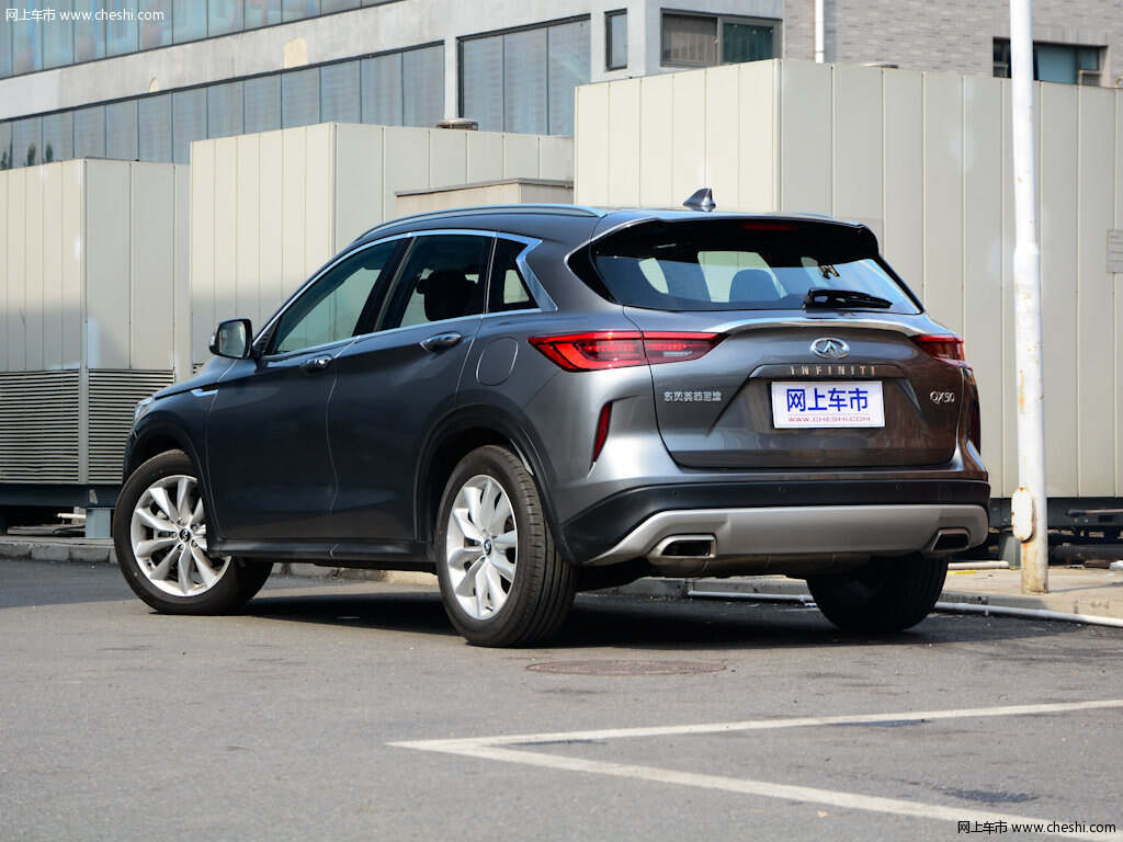 铂金灰英菲尼迪qx50 2018款 2.