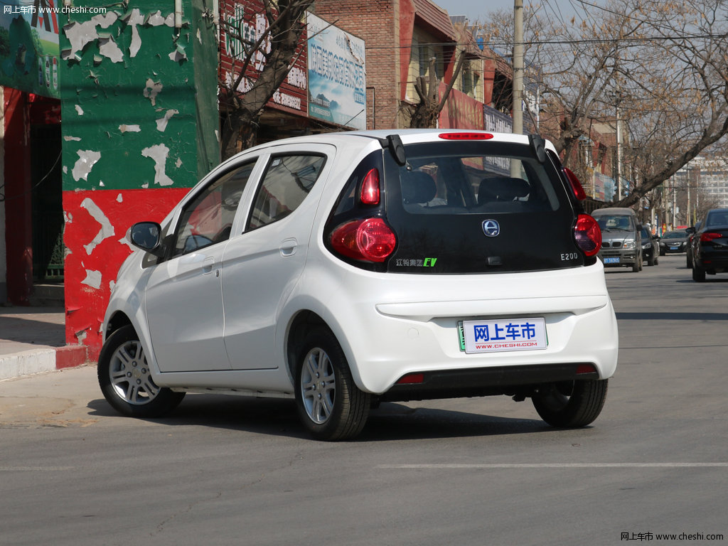 江铃e200l 图片