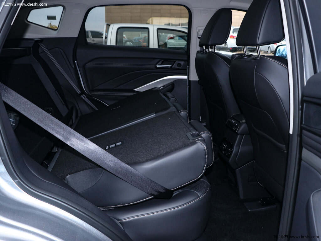 黑色 座椅空间 (18/19)提示:支持键盘翻页 ←左 右→             wey