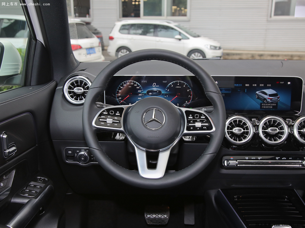 汽车图片 奔驰 奔驰gla 2020款 gla 200  2020 gla 180 gla 200 内饰