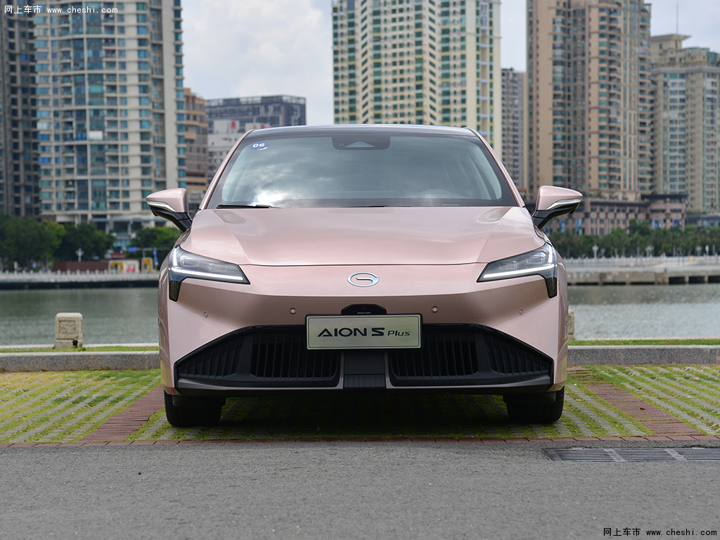 aion s(埃安s) 2021款 plus 60智领版外观整体图片(2/9)_网上车市