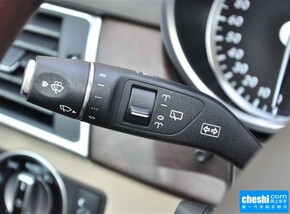 奔驰(进口)  GL 500 方向盘右侧控制杆