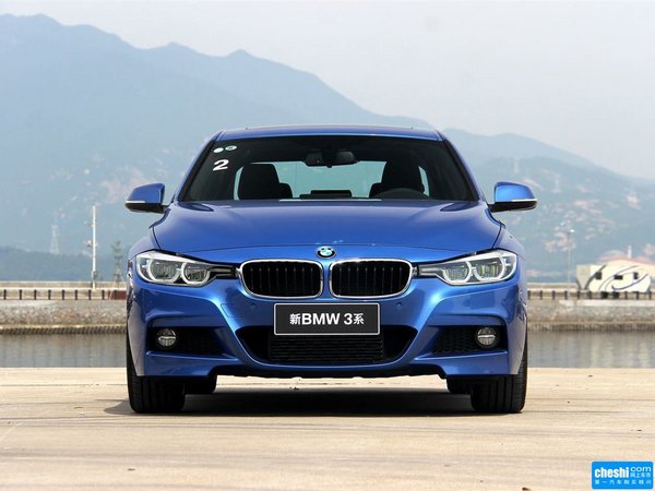 华晨宝马  320i 车头正面视角