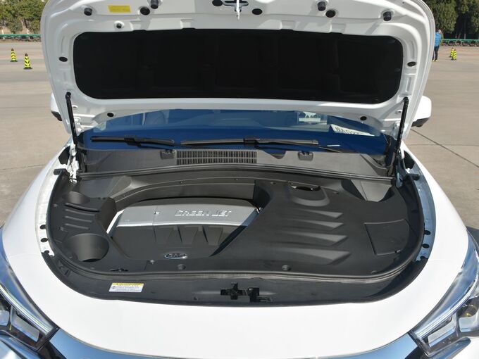江淮汽车  运动版 1.5T 发动机舱