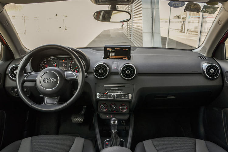 【奥迪a1图片】奥迪a1图片_奥迪a1汽车高清大图-潮时尚-汽车