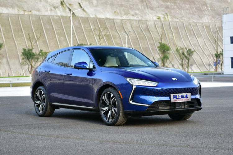 【赛力斯sf5图片】赛力斯sf5图片_赛力斯sf5汽车高清大图-今日鞍山