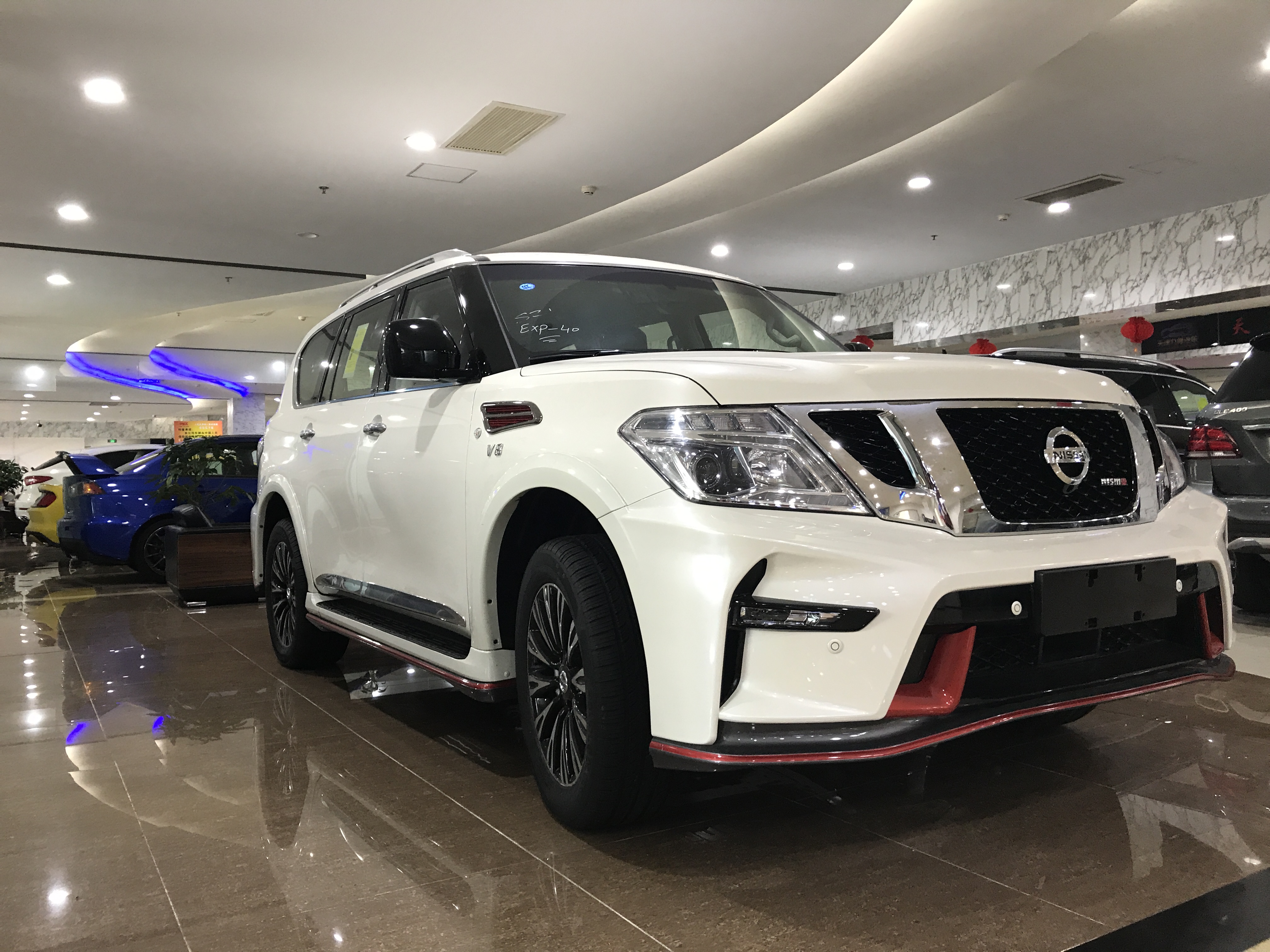 2017款尼桑途乐y6240天津夏清爽价48万