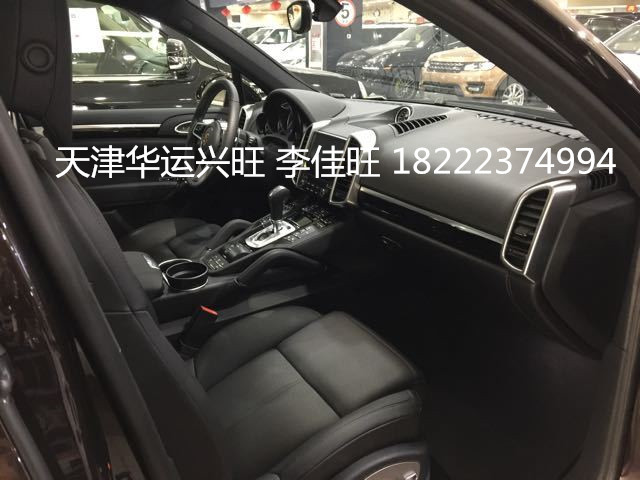 保時捷卡宴3.6l車身穩重 俗稱最快的suv