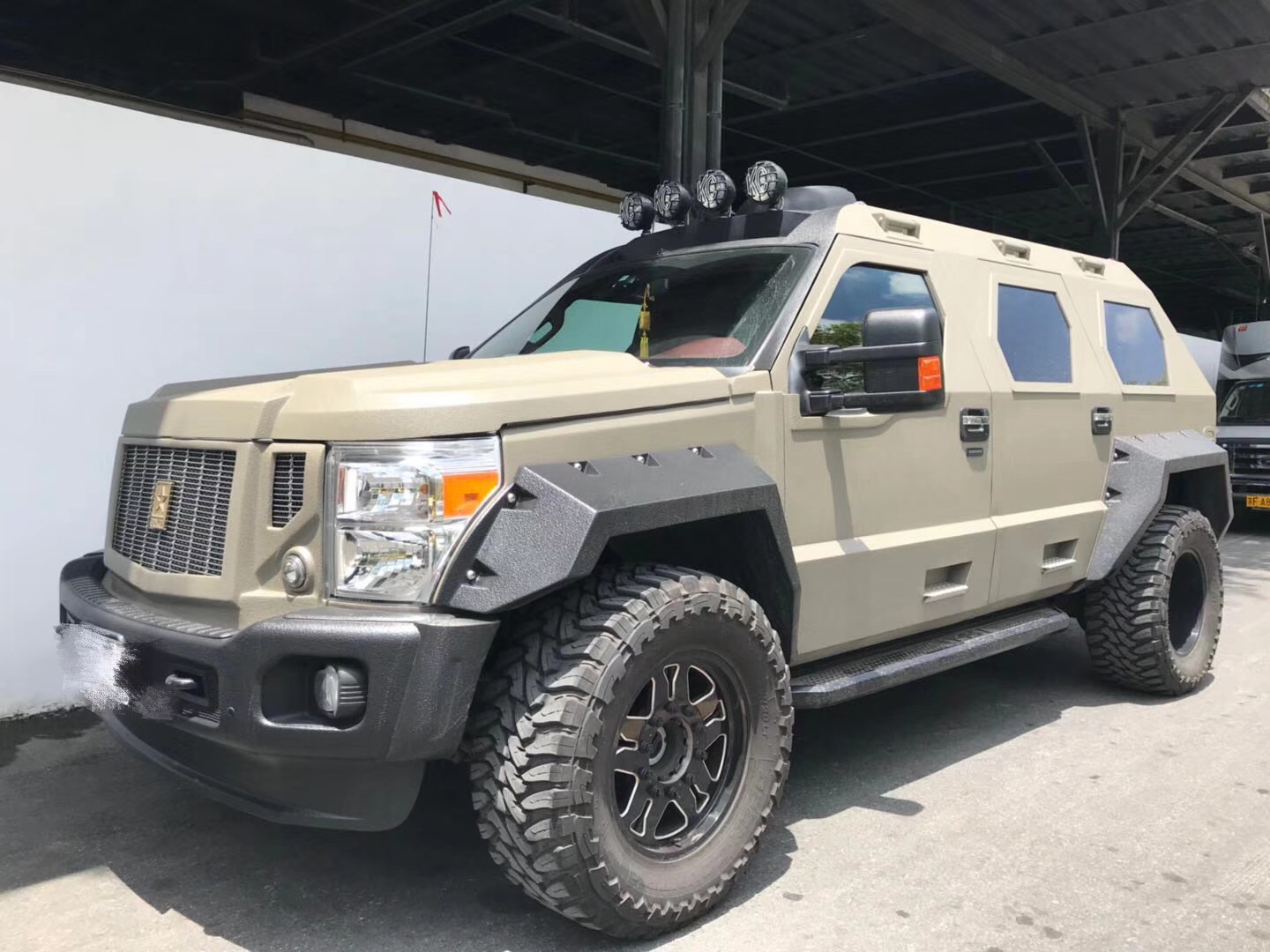 新款乔治巴顿v10 6.8装甲越野车特价促销_乔治巴顿战车_天津滨海车市-