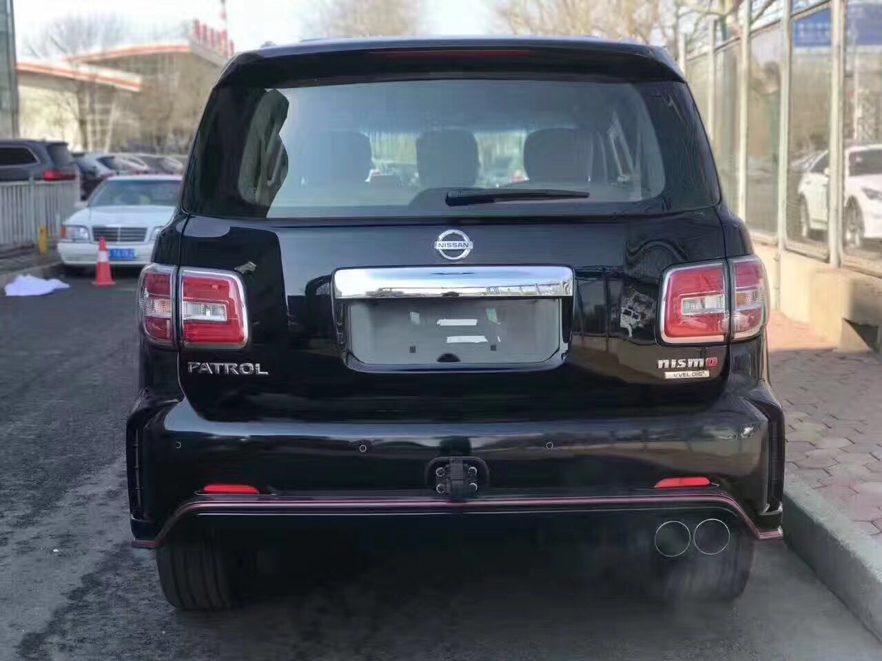 17款中东尼桑途乐se4.0 白色爆款现热卖